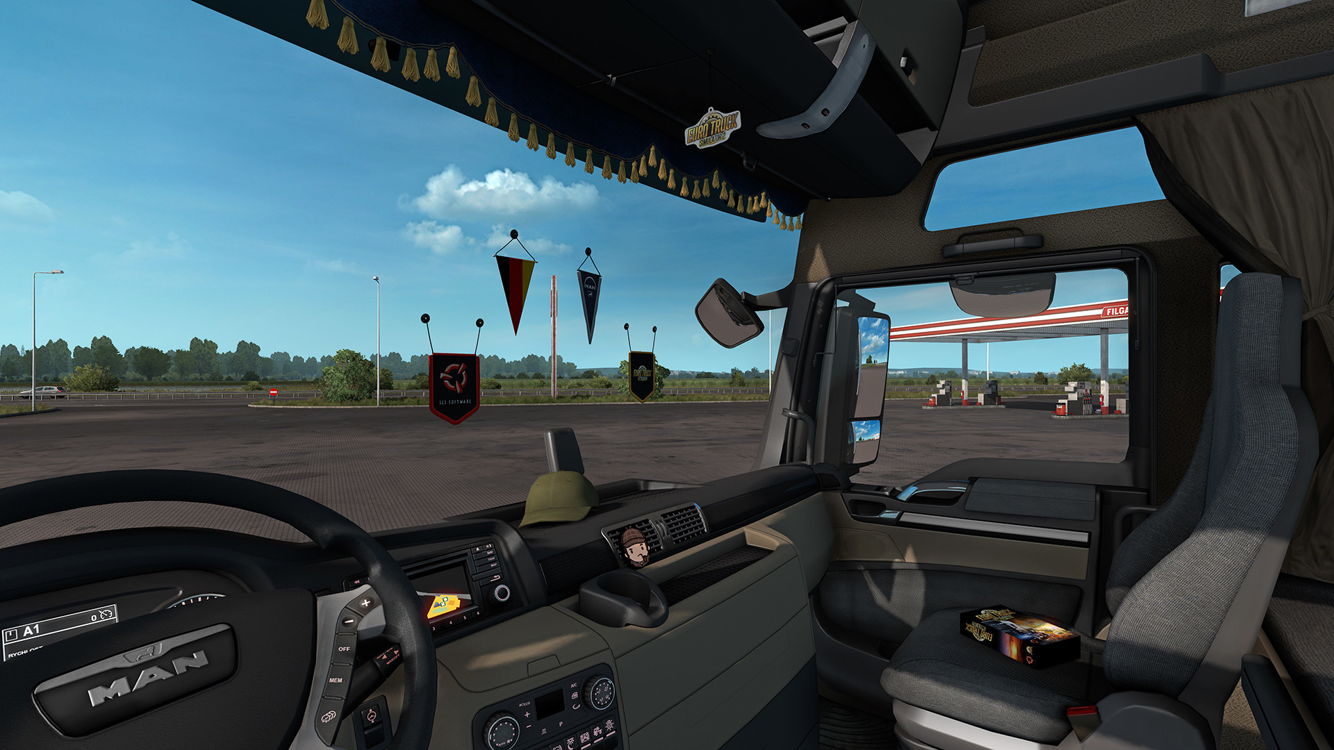 Euro Truck Simulator 2 - Cabin Accessories